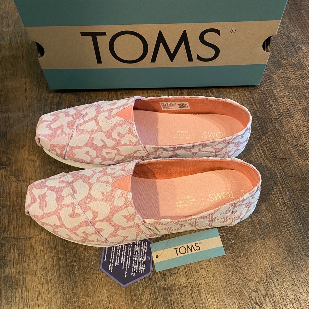 NWT Pink Flocked Glitter TOMS
